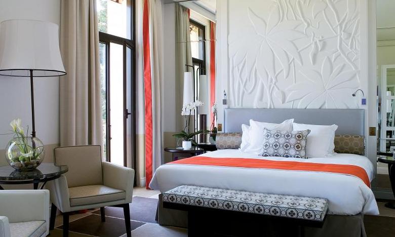 Deluxe room with Sea &amp; Garden view
