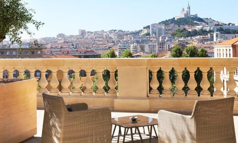 La Terrasse Intercontinental Marseille Hôtel Dieu